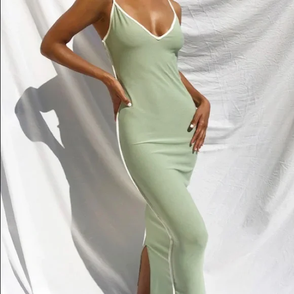 sage green midaxi dress Kavala Midi Dress in Shadow Floral Sage , Asymmetric